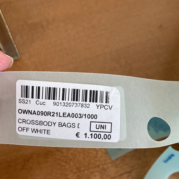 Off-white leather bag - Picture 7 of 11